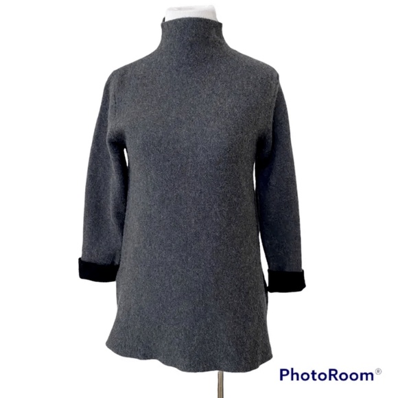 Tahari Sweaters - Tahari Sweater Size Small Gray Soft Zipper Detail High Neck